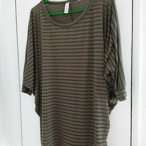 Women's Top